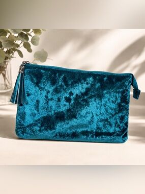 Isabella Scott Makeup Bag – Navy Blue Velvet –💙